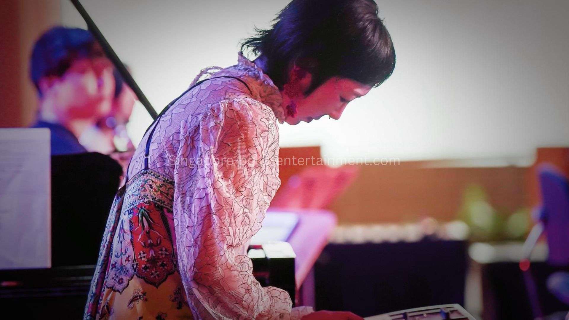 Hire Pianist, photo 2
