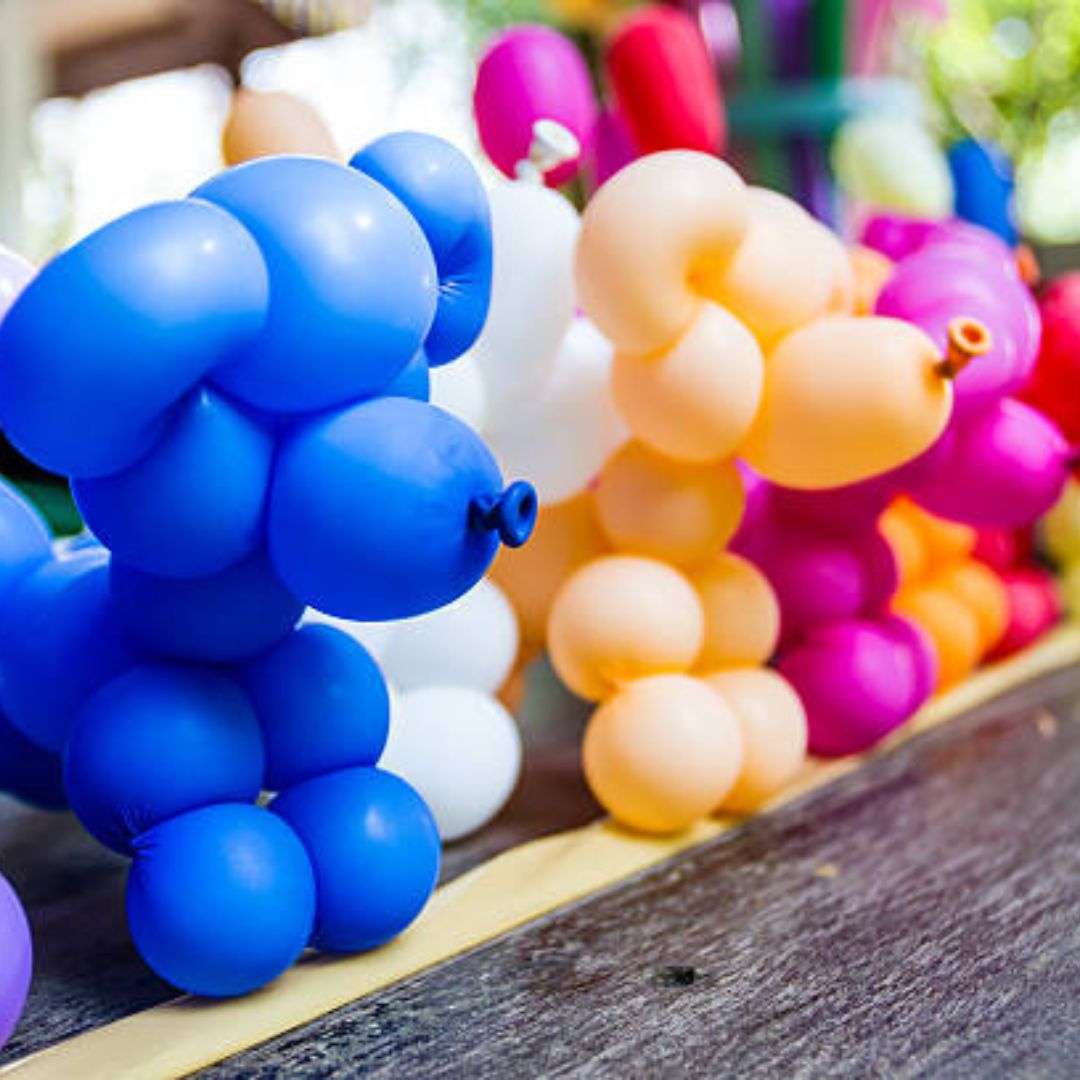 Balloon sculpting singapore, Hire a Balloon Artist in Singapore